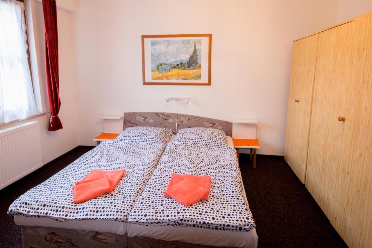Апартаменты Apartman K Lanovce Яхимов Экстерьер фото